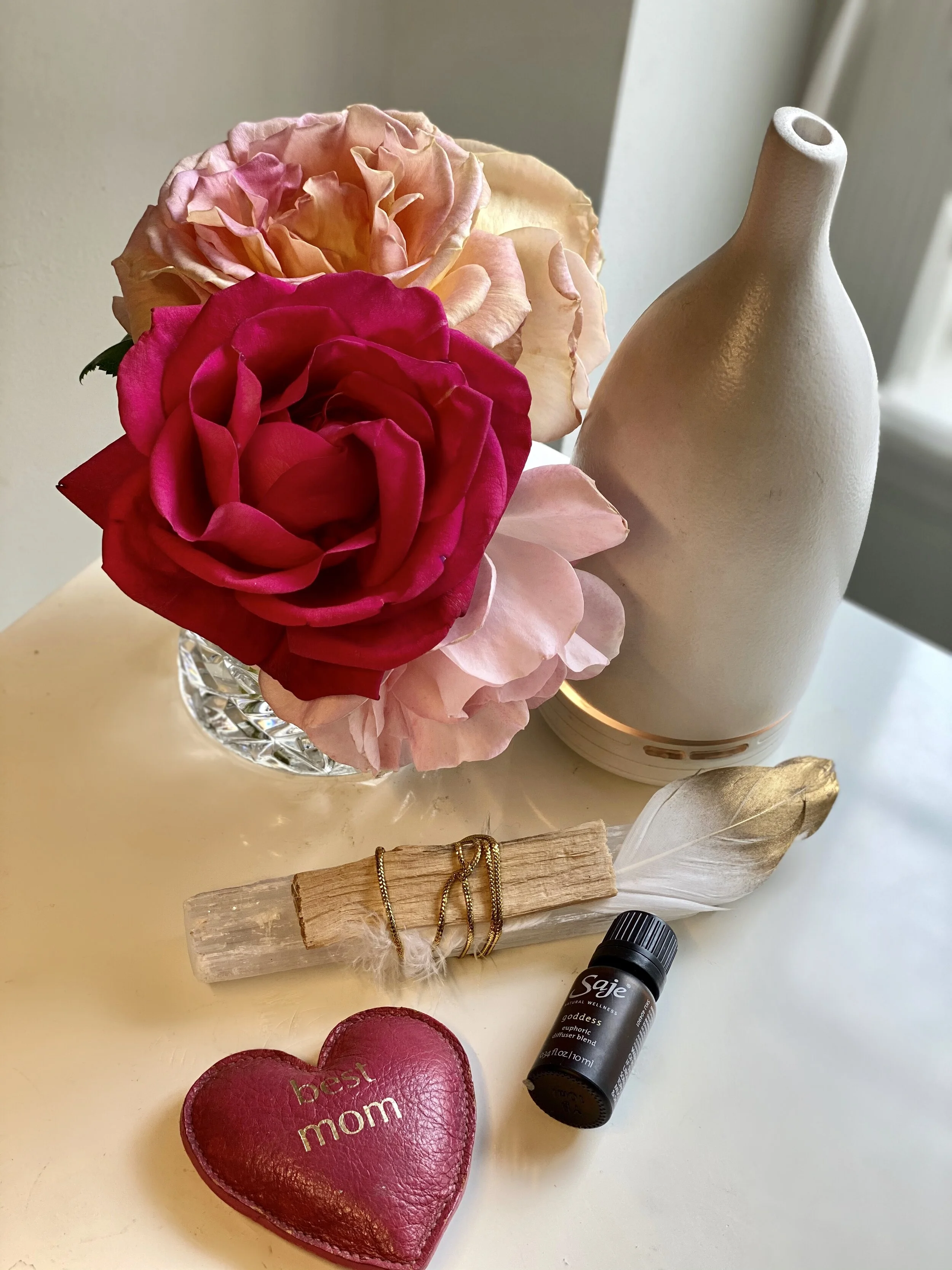 SHOP Saje Aroma Om Stone Diffuser