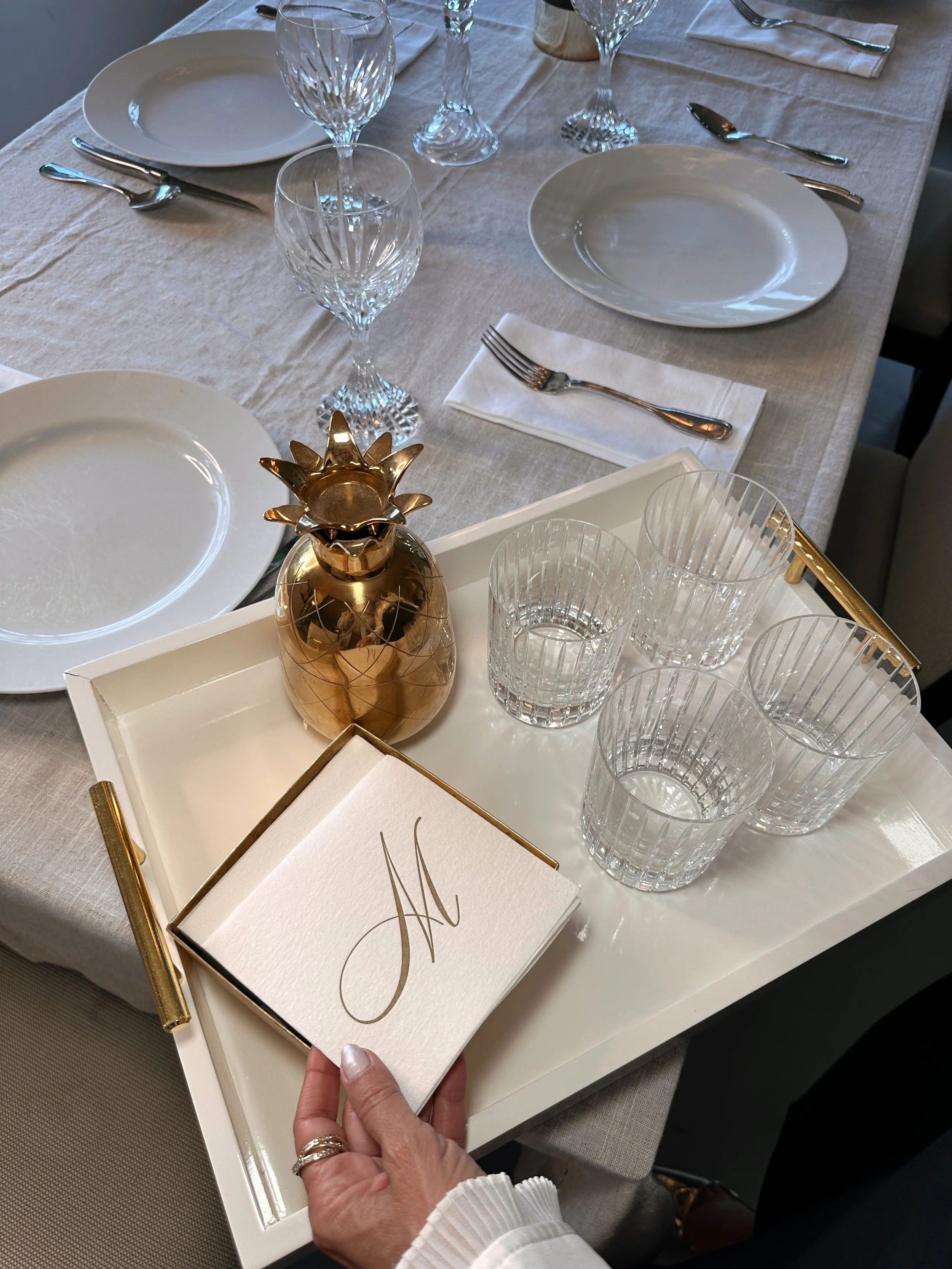 Edited_AmazonHostessGifts-ServingTray_MonogramNapkins.jpg