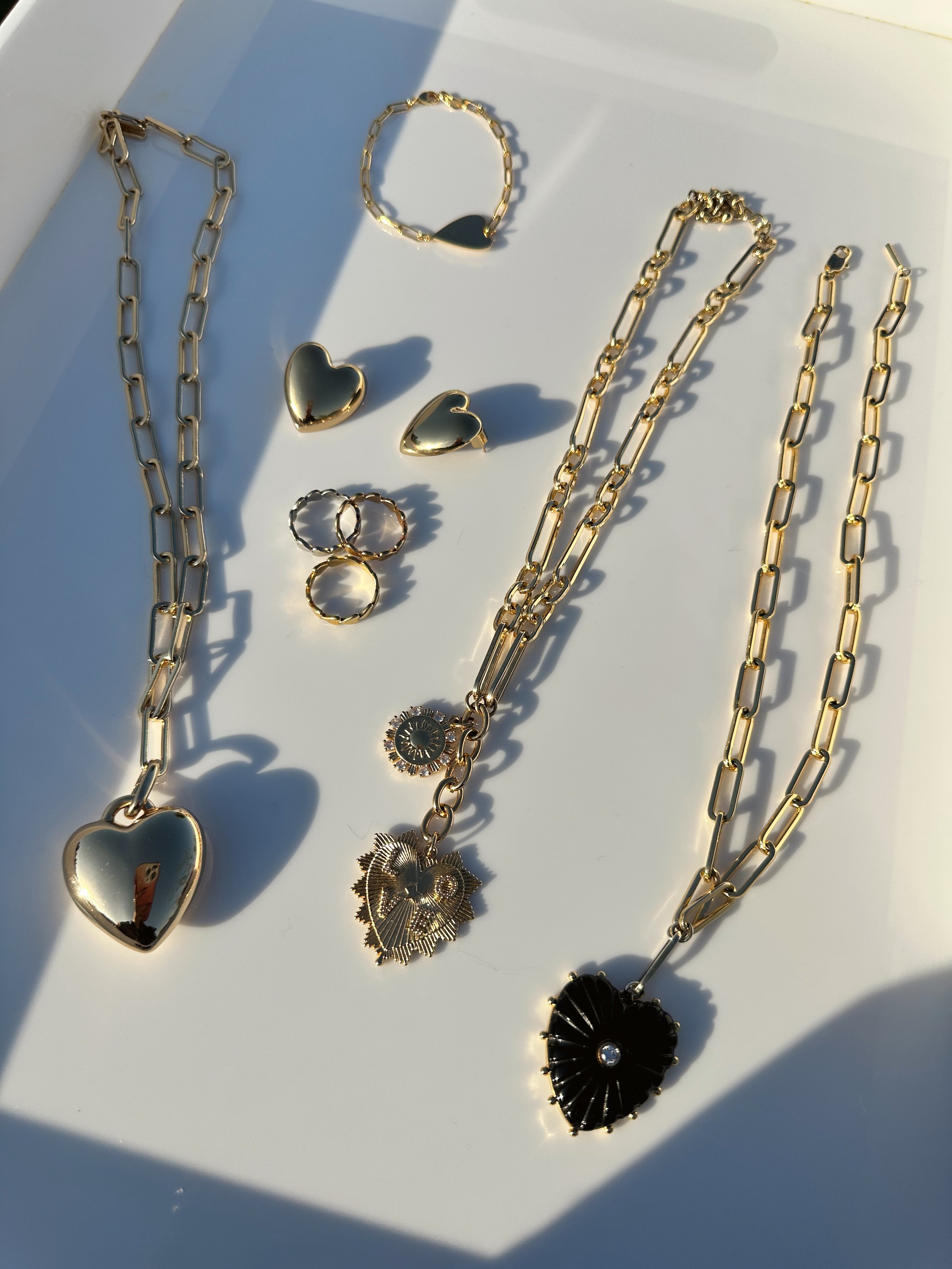 Happy Valentine’s Day: A Love Letter to Heart Jewelry 