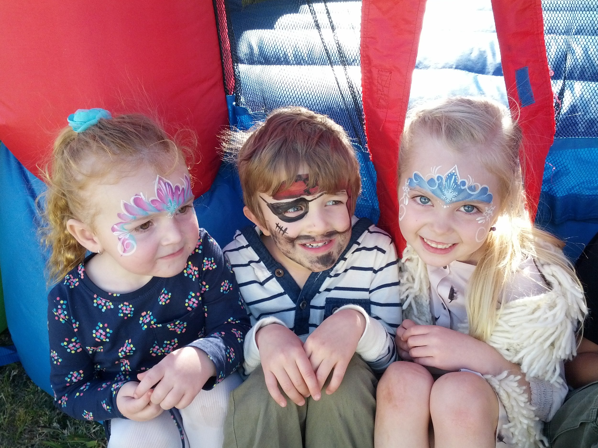 Face Painting pirate and princess.jpg