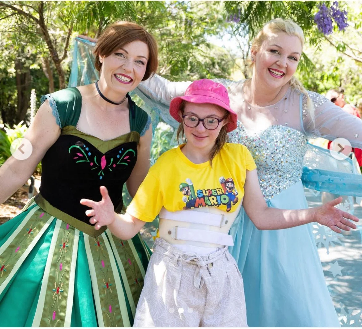 Anna Elsa Andrea Carolynn.jpg
