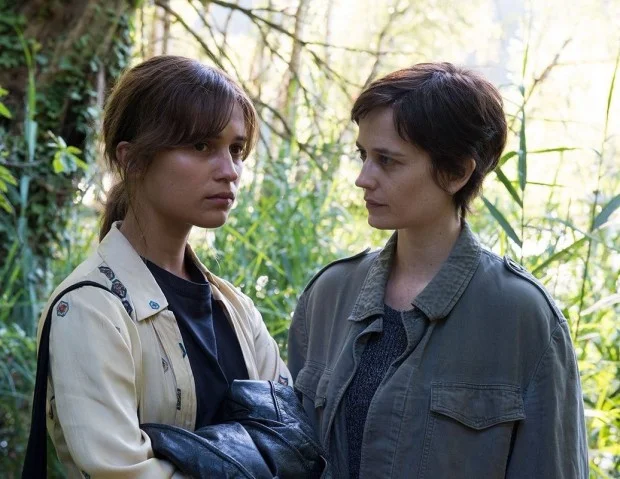 Alicia Vikander plays Ines on left and Eva Green plays Emilie on right Photos courtesy of Production