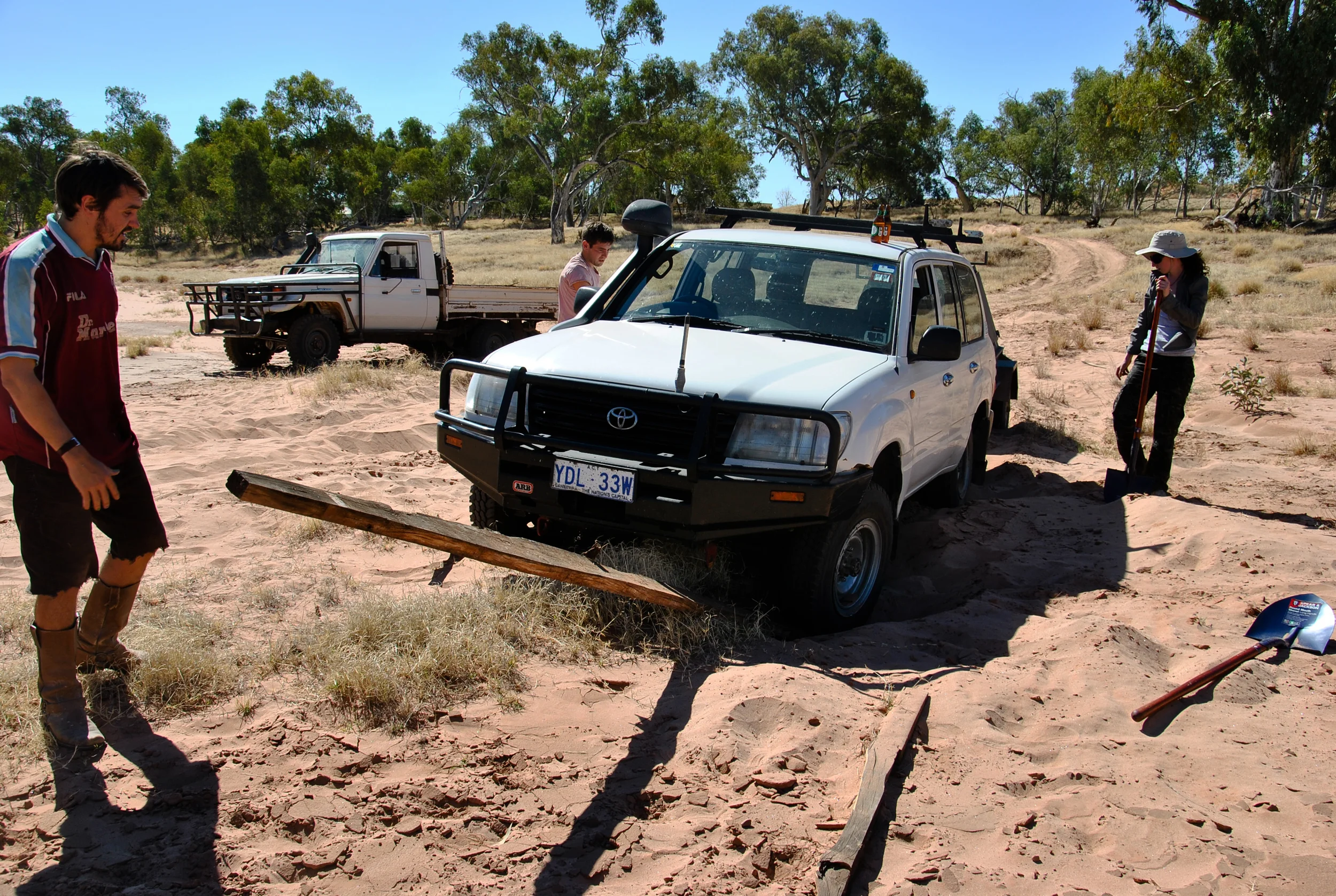 The third vehicle, bogged behind ours. This picture makes it look like it wasn't even in 4 wheel drive mode! 