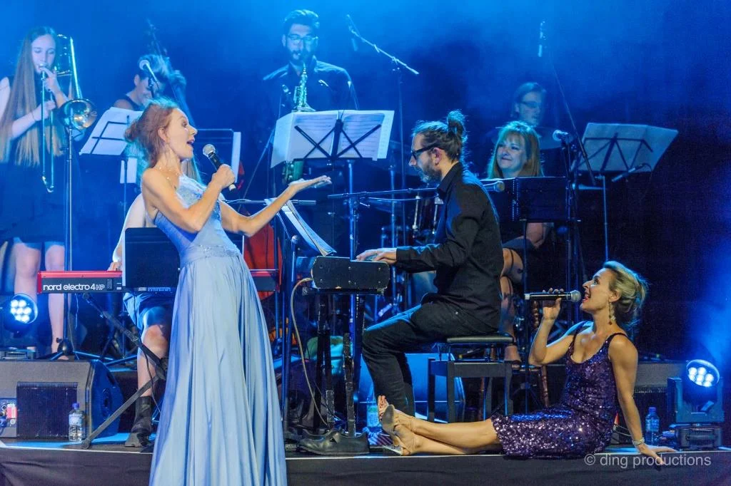 casson.181 cmprsd.jpg