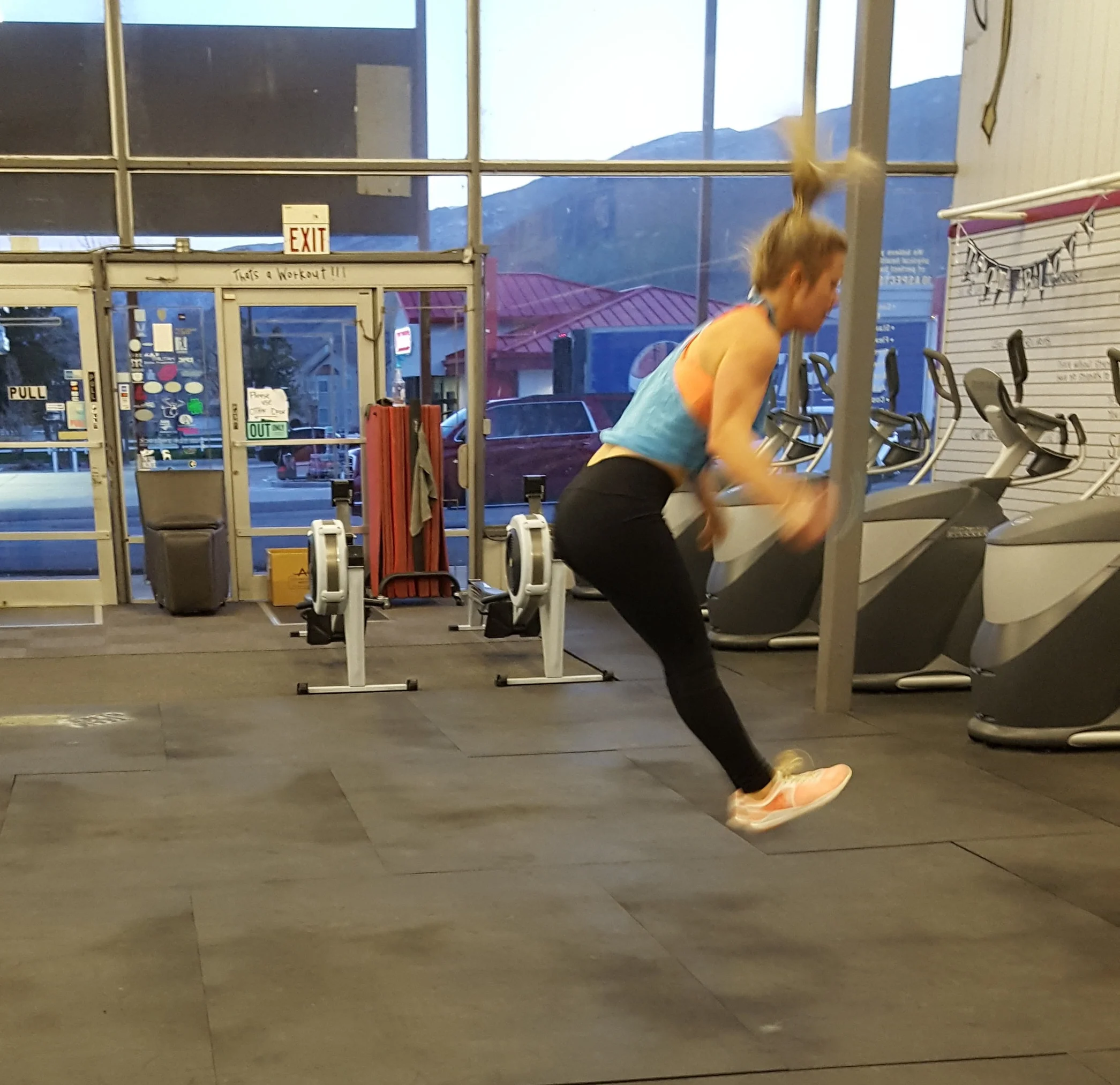 Whit's got mad hops on her DU!