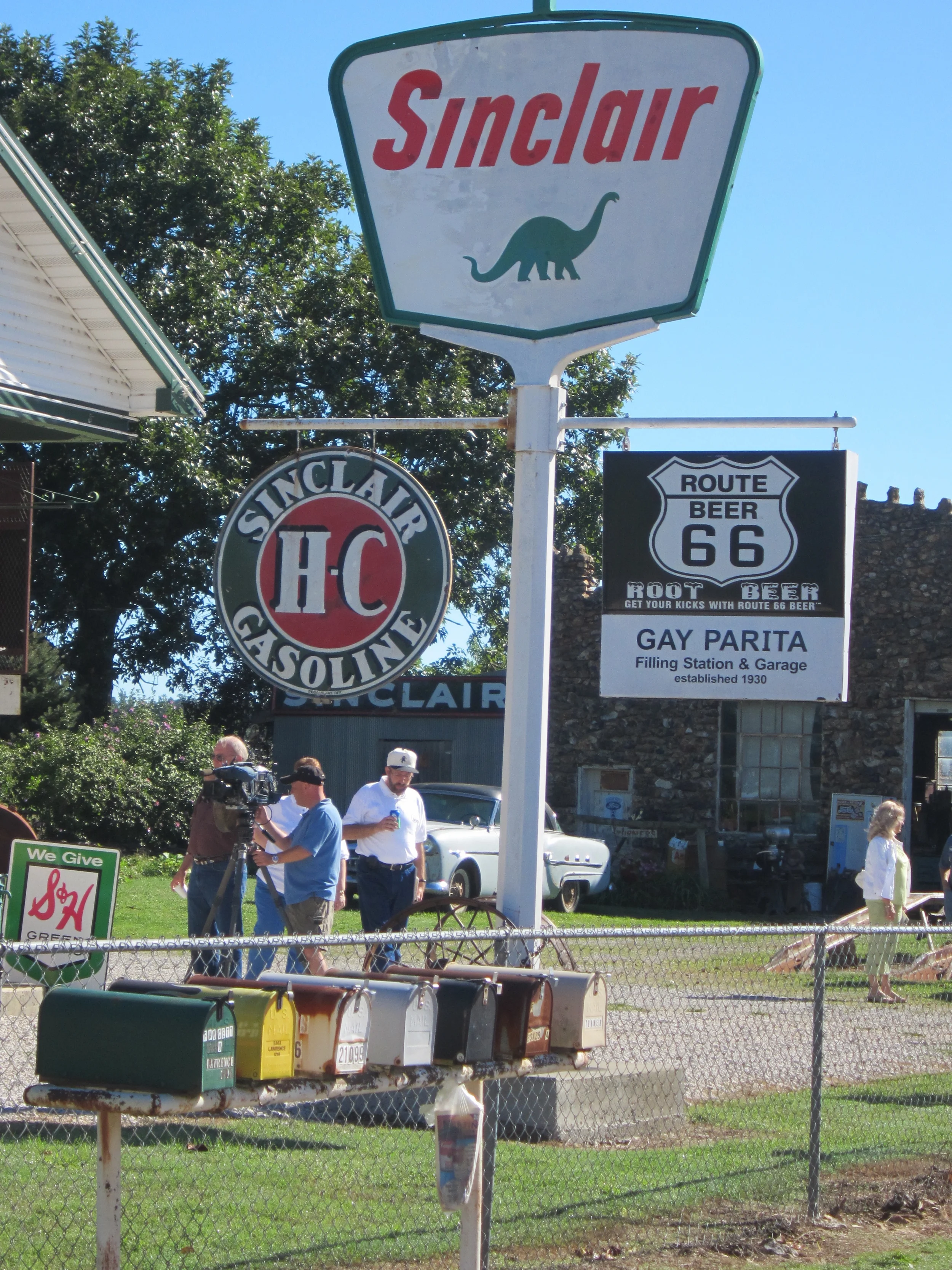 Gay Parita Sinclair Gas Station