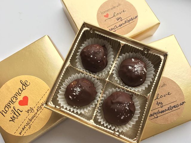 Why do I give my nutrition clients my home-made Chocolate Salted Caramels as a welcoming gift? 
Because it is all about enjoyment and not deprivation, balance and not diet, consistency and not perfection! 
Click on my profile link to download my FREE