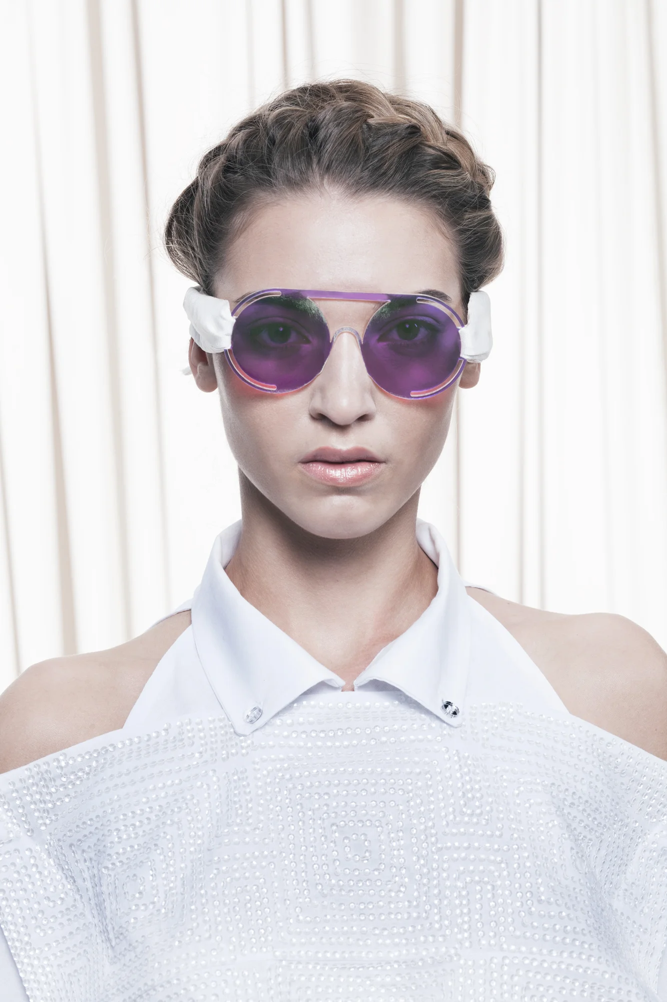  ​Model: Esstelle &nbsp;/ Marilyn Agency Paris  ​Hair &amp; MUA: Kenji Noma  Set Design &amp; Styling: Pascale Maigre ​  Fashion designer: Flora Saslawski  Photographer: Jus Vun assisted by Amna&nbsp;  Special thanks: &nbsp;Angela Bernet   [Gallery] 
