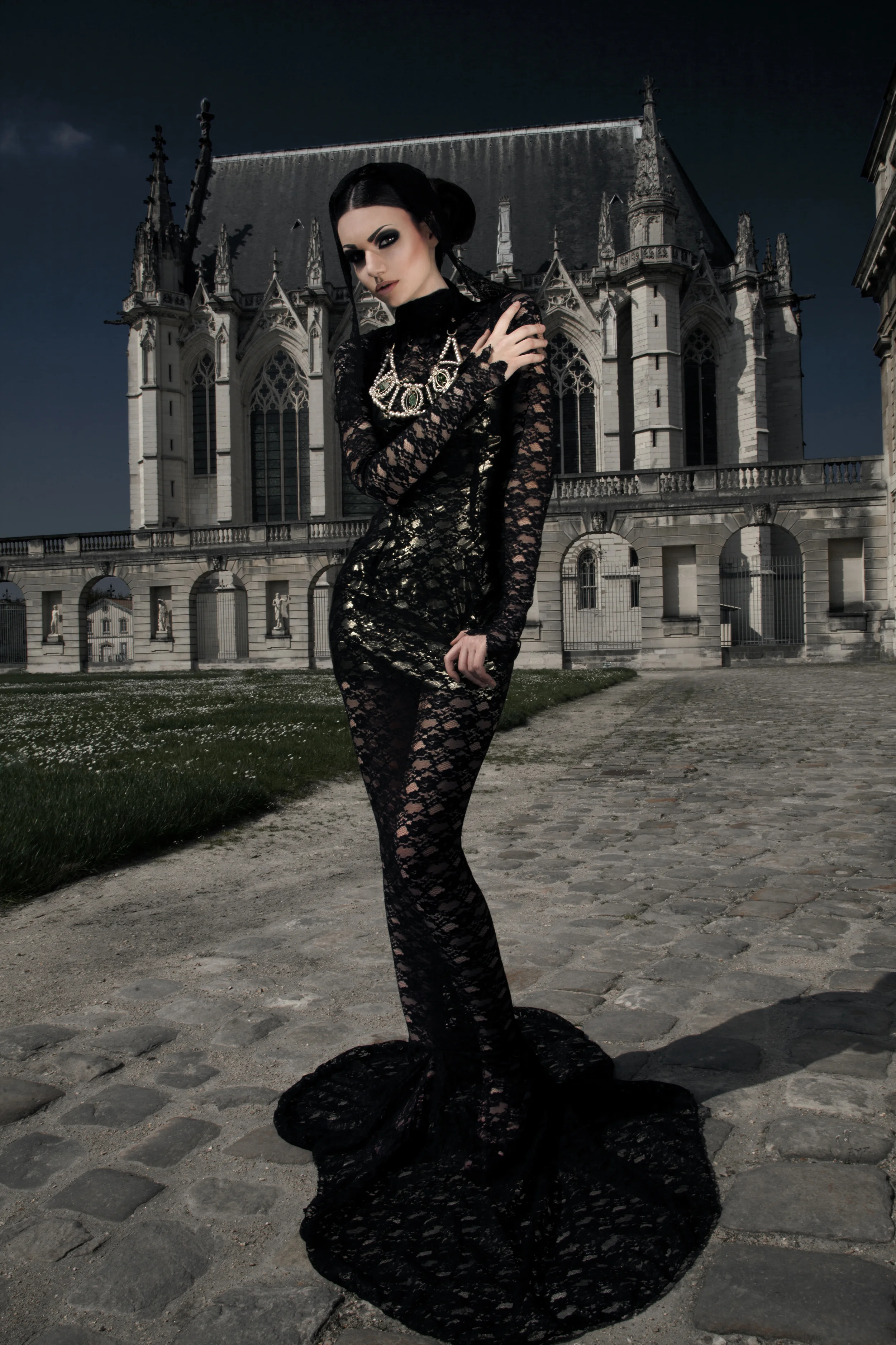   "Gothic Renaissance Dream"  
 Model: Alissa Kasan&nbsp; 
 MUA: Julie Common&nbsp; 
 Hair: Saya Oo&nbsp; 
 Long Caronia Dress by: Linda Lateb 
 Accessories: Imuka Timukat Paris  Special Thanks: Kriss Terauda, Pearls Touch 
 Location: Château des Vin