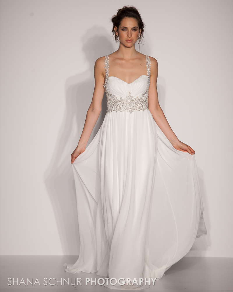 BridalMarket4-19-2015-New-York-Bridal-Fashion-The-Knot-Couture-Runway-Show-Maggie-Sottero-Shana-Schnur-Photography-012.jpg