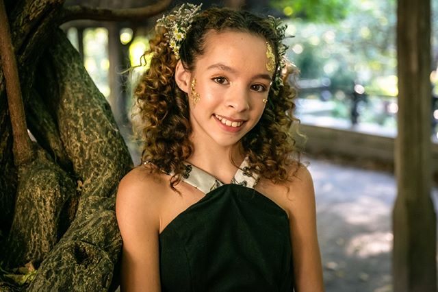 I had the pleasure of photographing Hailey, She's 13 years old and designs her own clothing AND she makes them by herself! She made the dress she is wearing! 
#beauty #glamour  #makeup #instagood #beautiful #girl #style #photography #photooftheday #H