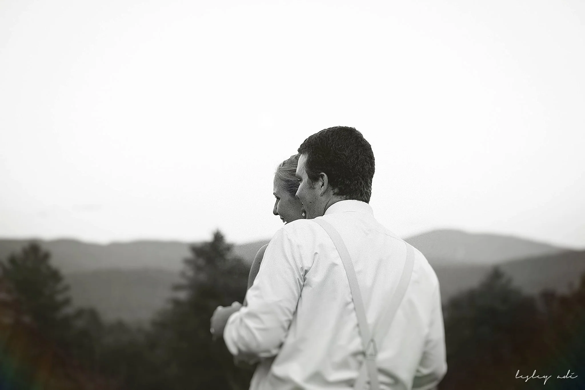 morris-lake placid-wedding-lesleyadephoto-300.jpg