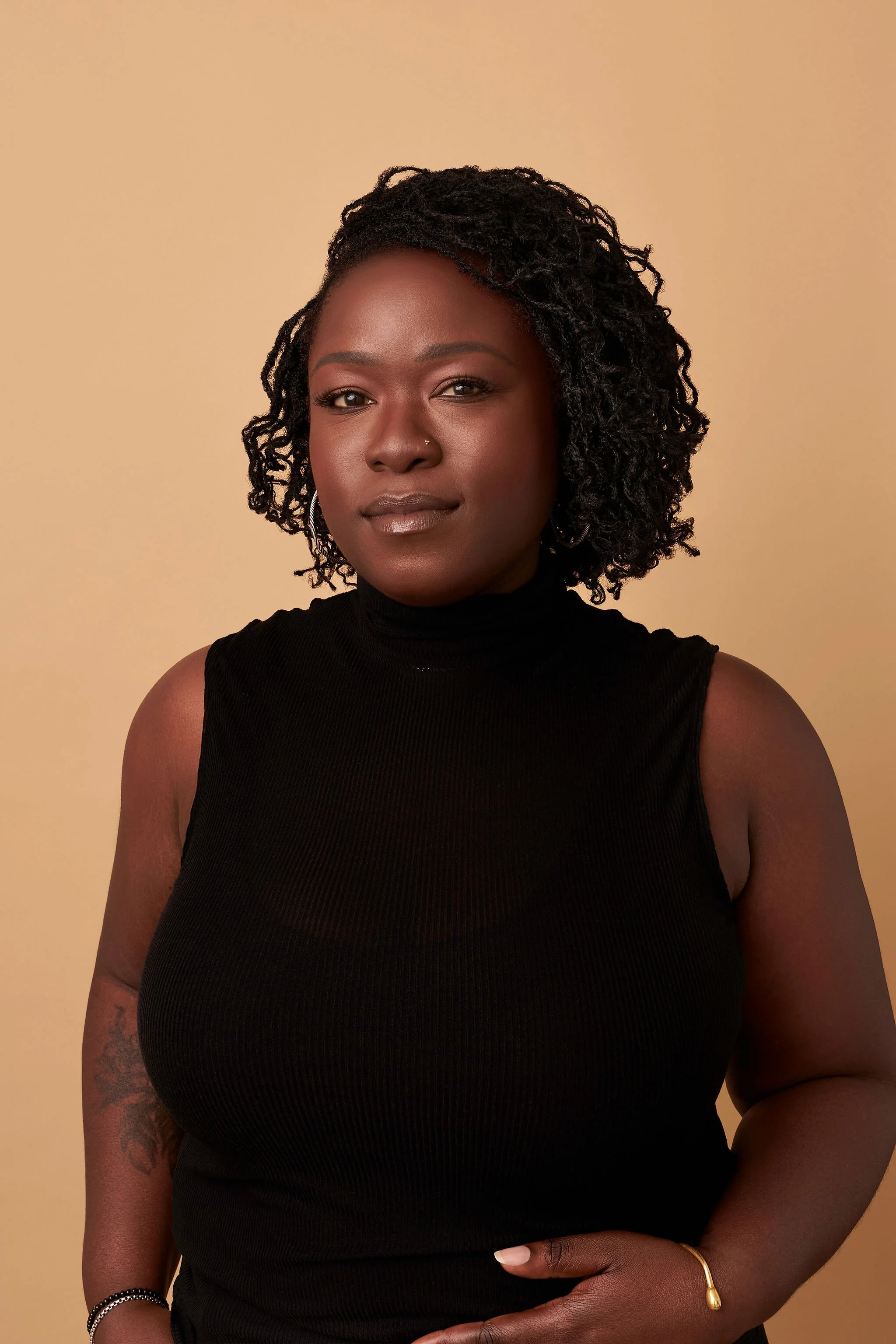 Yemi_Headshot_112.jpg