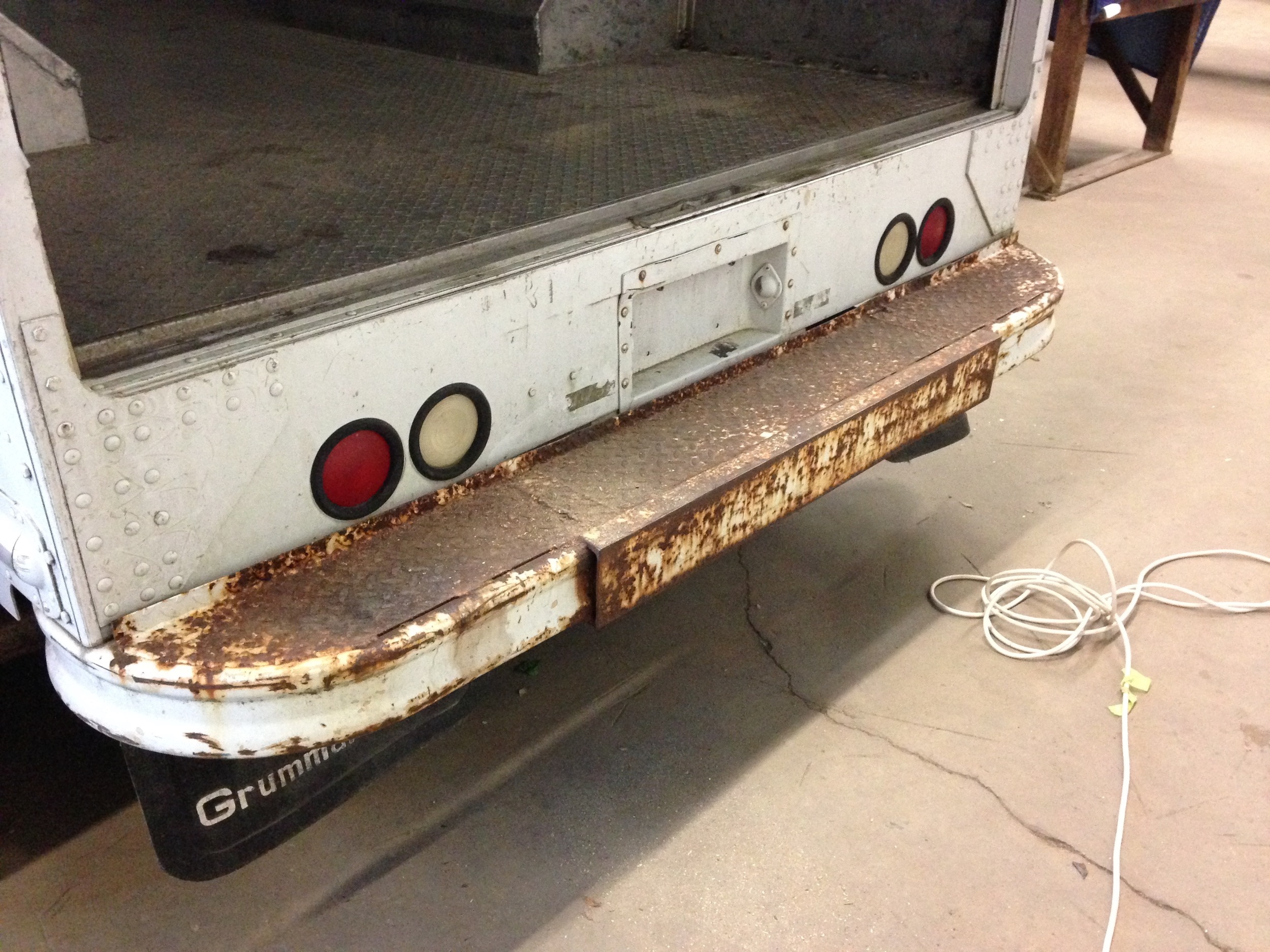 rusted bumper - and now I have a plan to de-rust it! Thanks Carrick.
