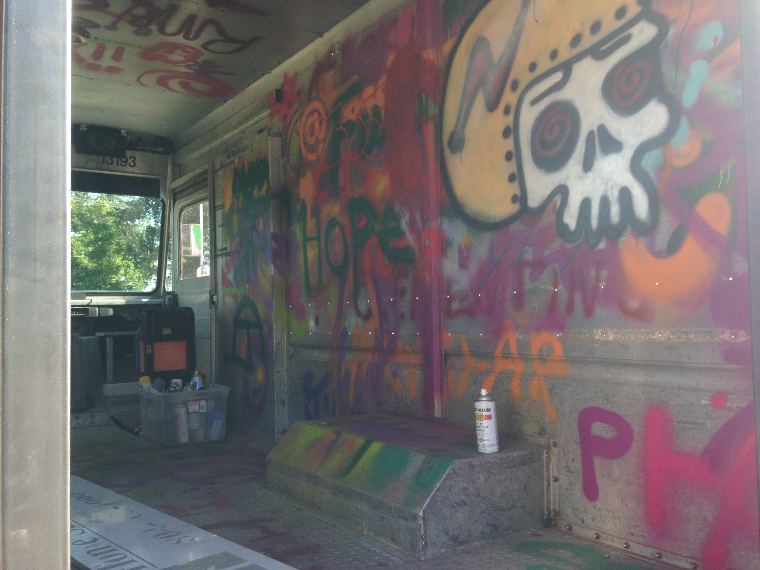 You can see the spray paint bin in the front of the truck here...