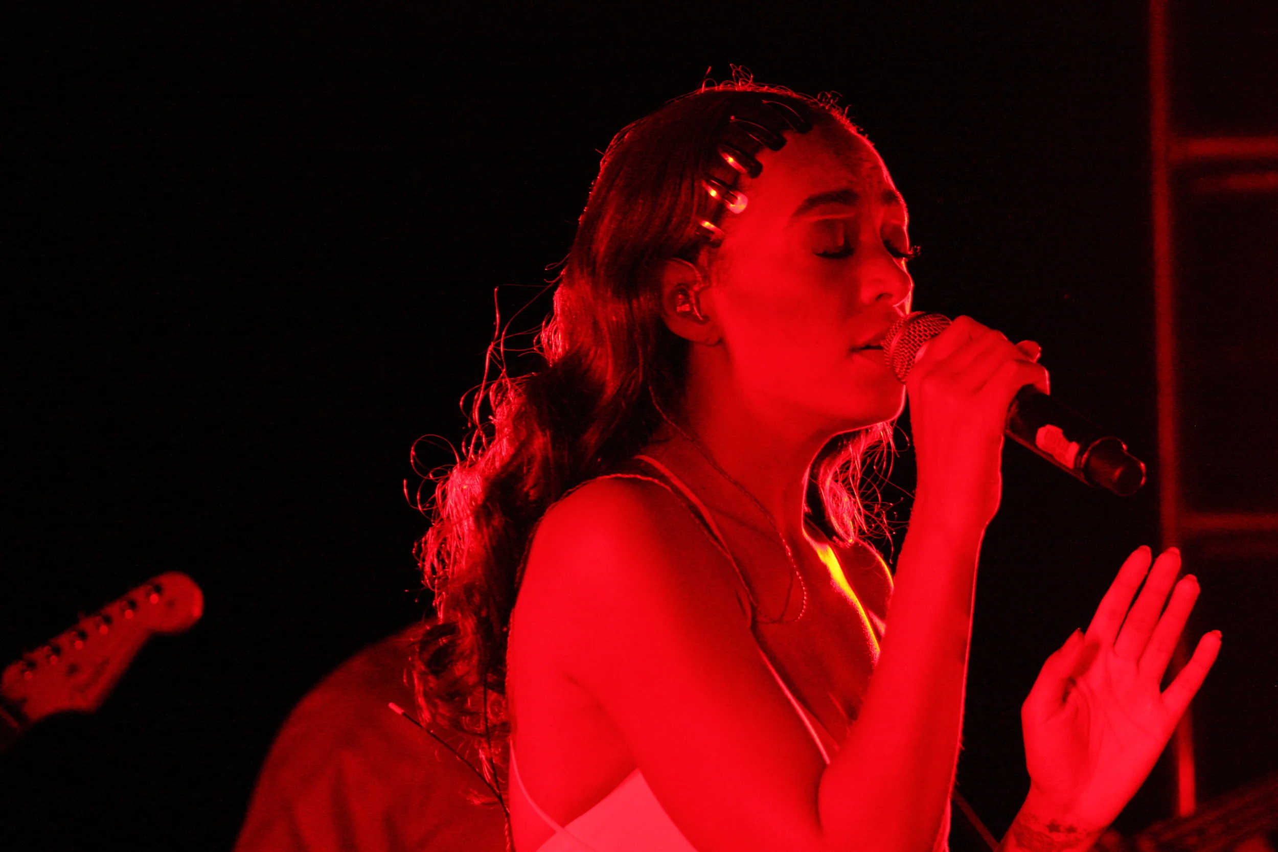 Makeup on Solange Knowles | Photo by Ronny Kerr