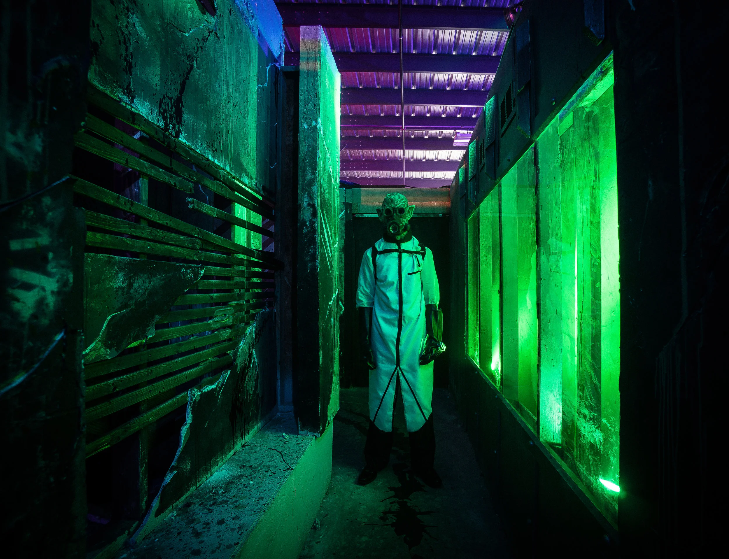 Dameon's Gas Chamber 