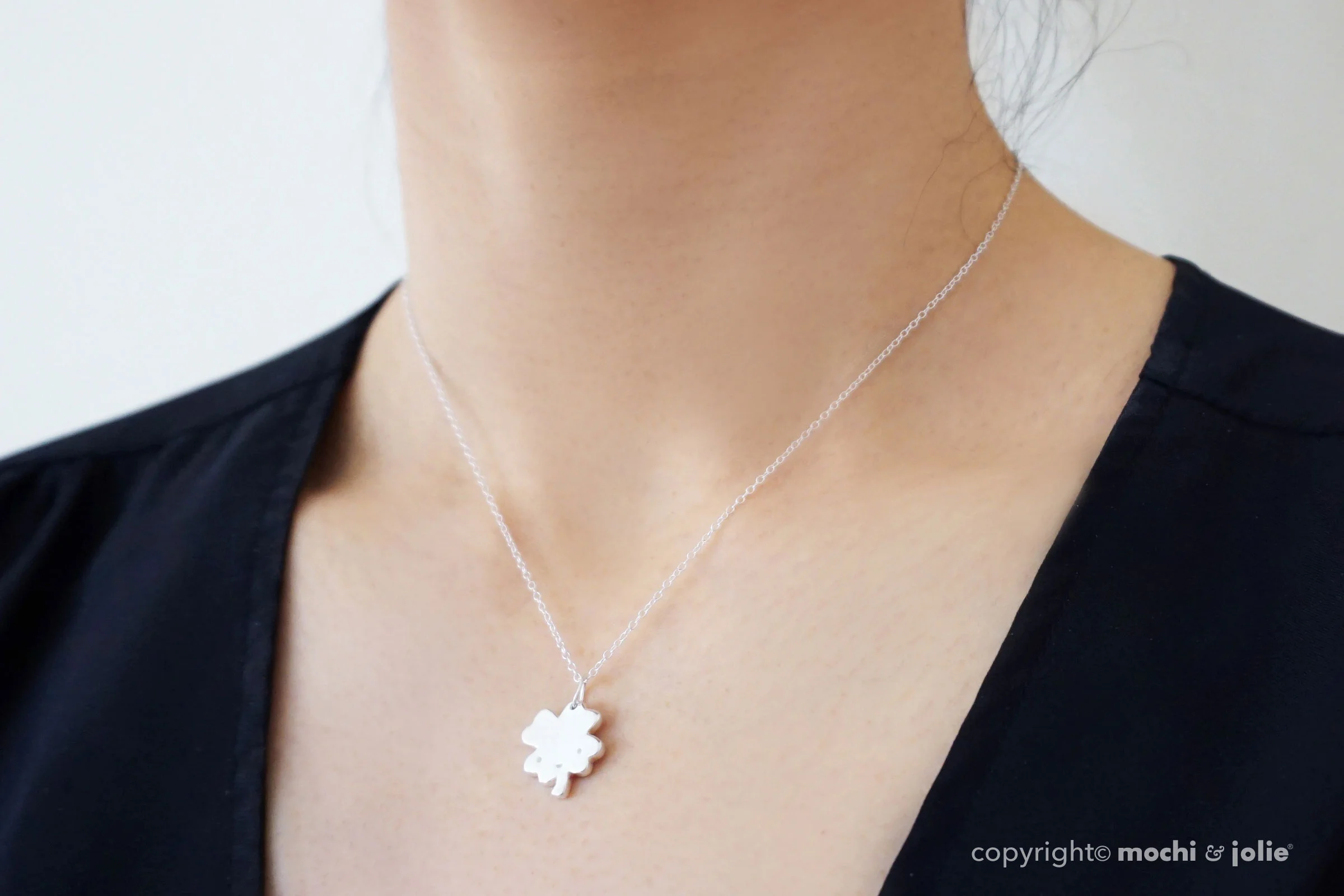 Clover_Lifestyle_NecklaceS.jpg