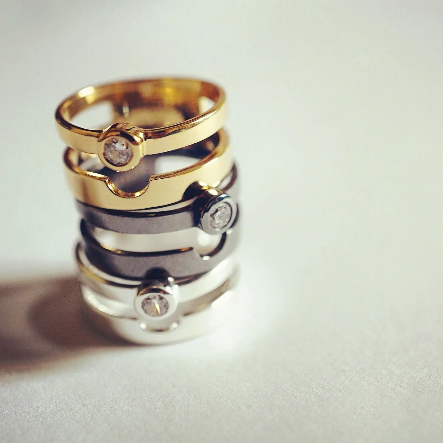 Selene Rings in 3 different colors 🤩🧡🧡🧡