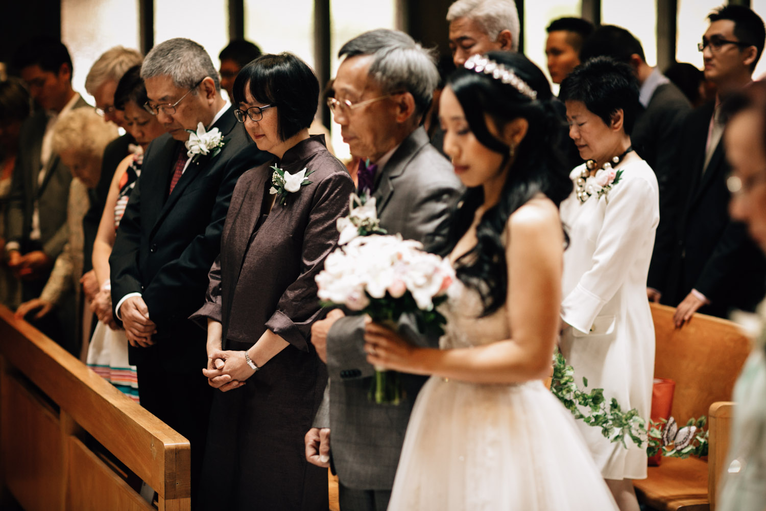 bride prayer at redeemer lutheran church vancouver wedding photography