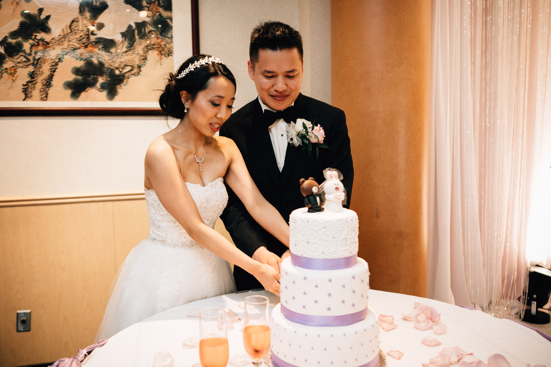wedding cake cutting sun sui wah reception
