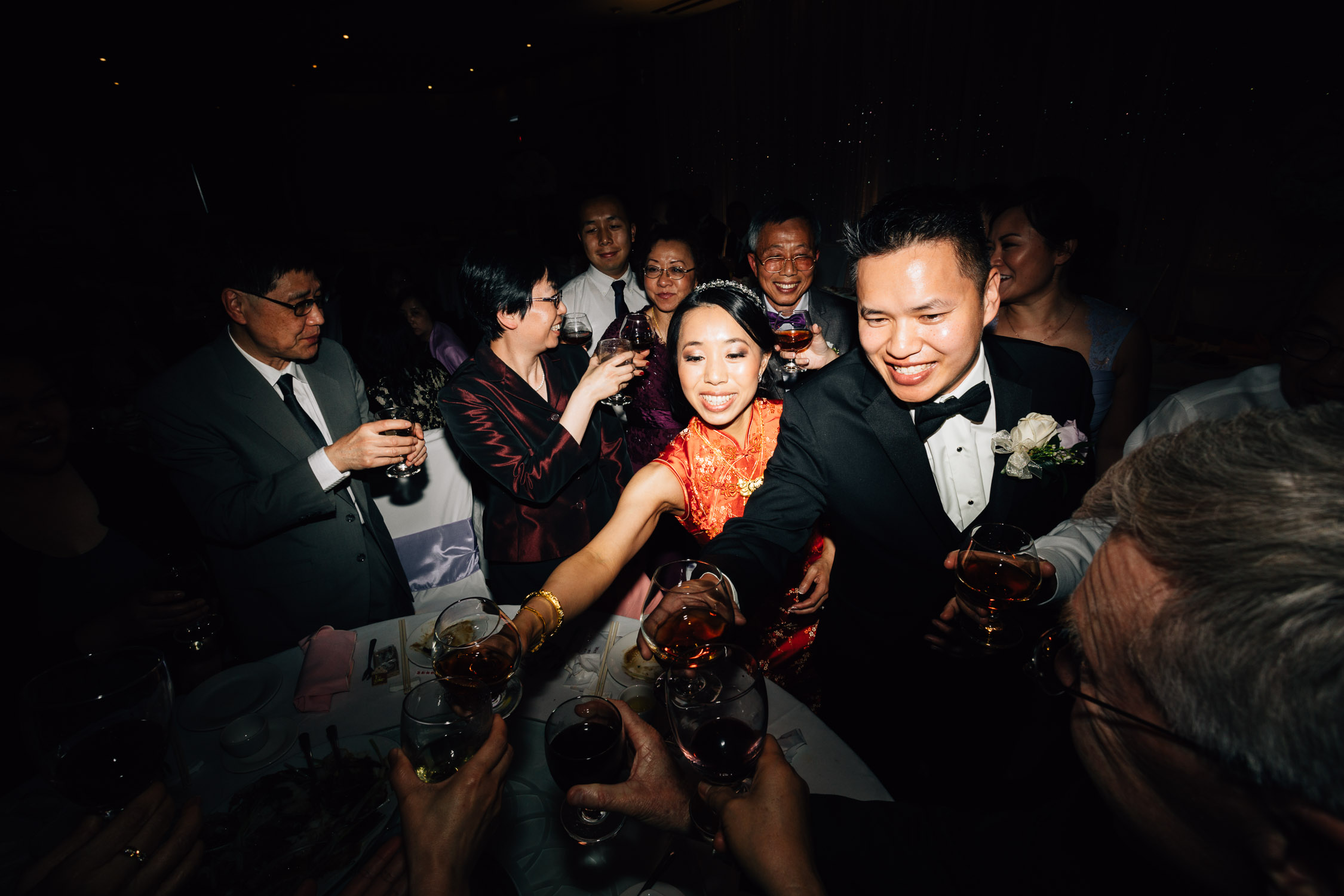 table toasting vancouver wedding reception sun sui wah