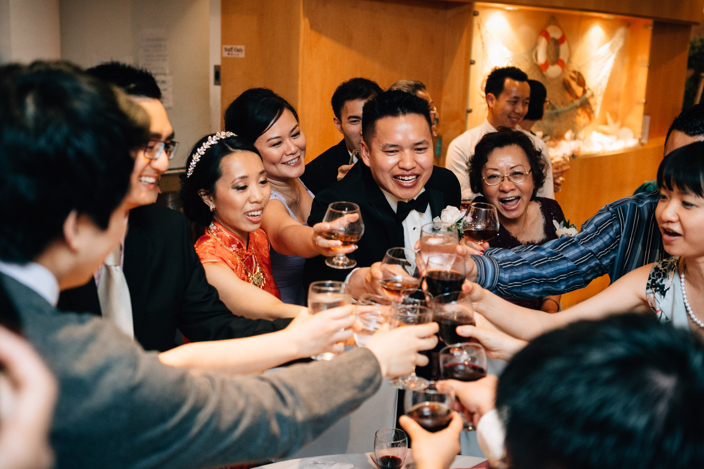 table toasting vancouver wedding reception sun sui wah