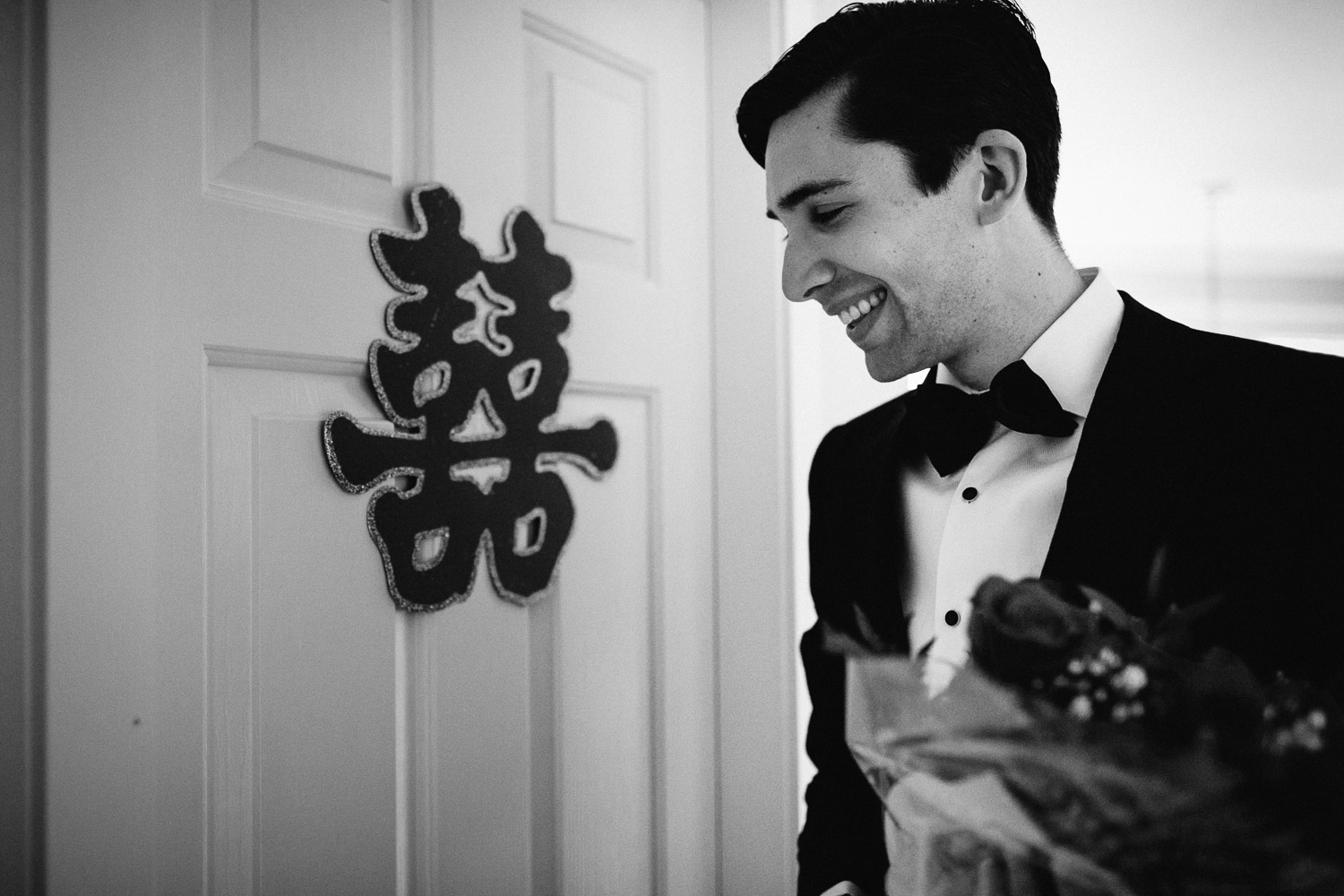 vancouver wedding photography chinese door games black and white