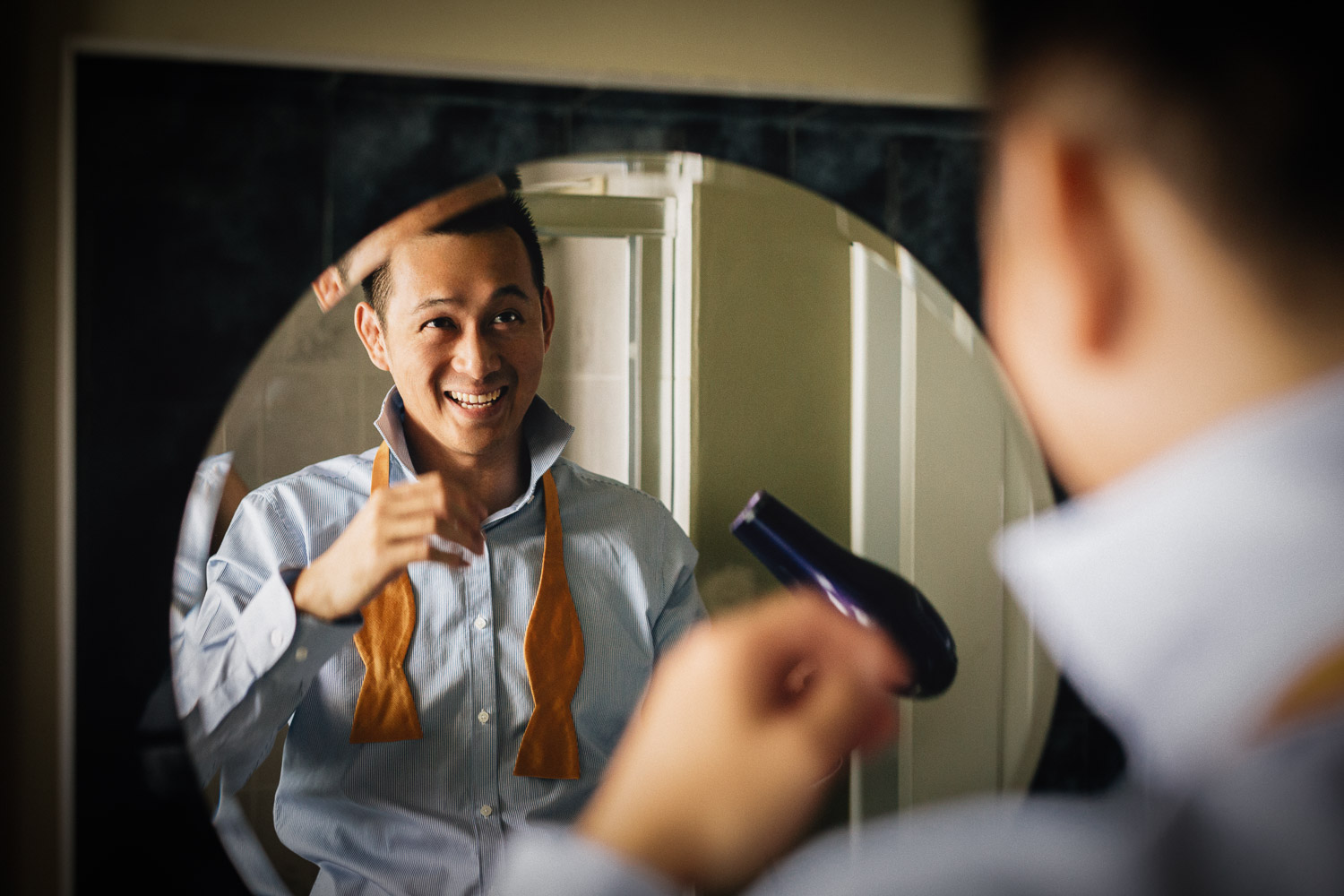 vancouver wedding photography groom getting ready