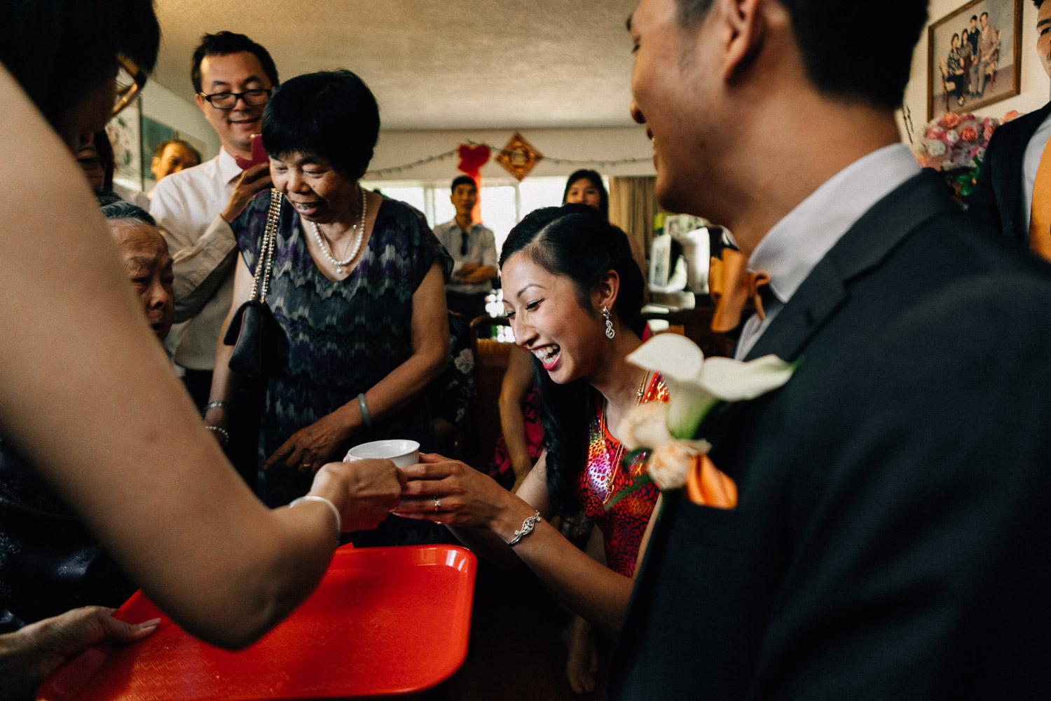 vancouver wedding photographer chinese tea ceremony