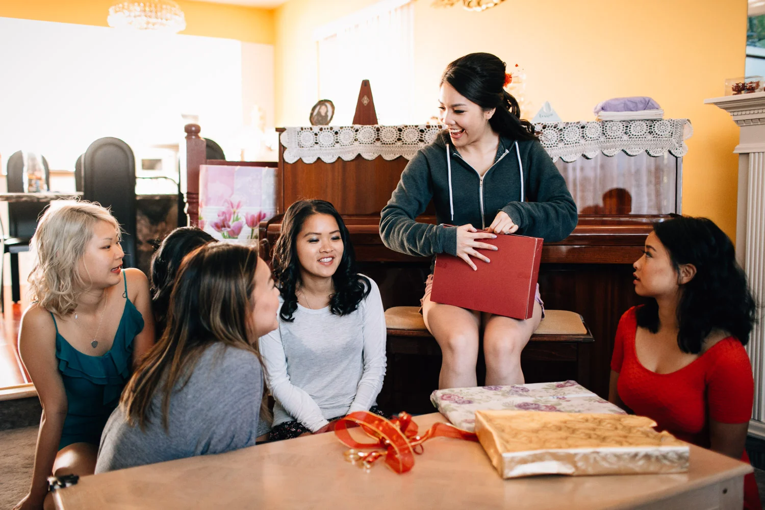 vancouver wedding photography bride and bridesmaids gifts