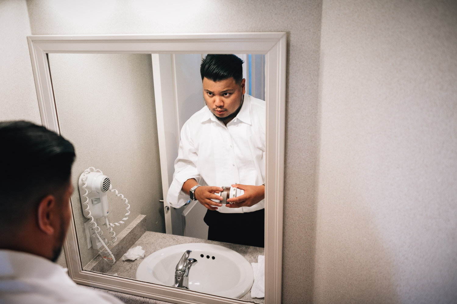surrey wedding photography getting ready