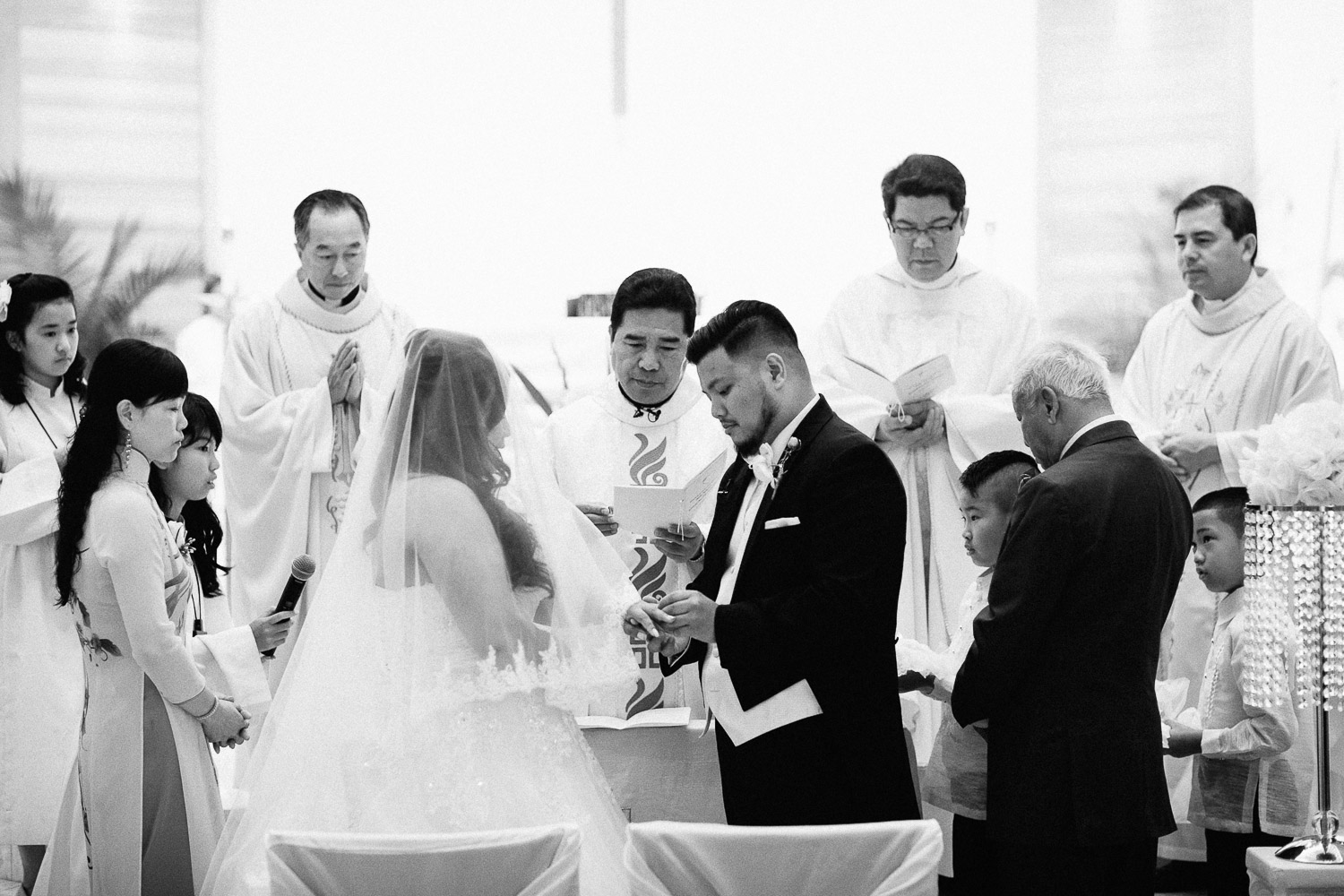 st. matthew's parish surrey wedding photography ceremony