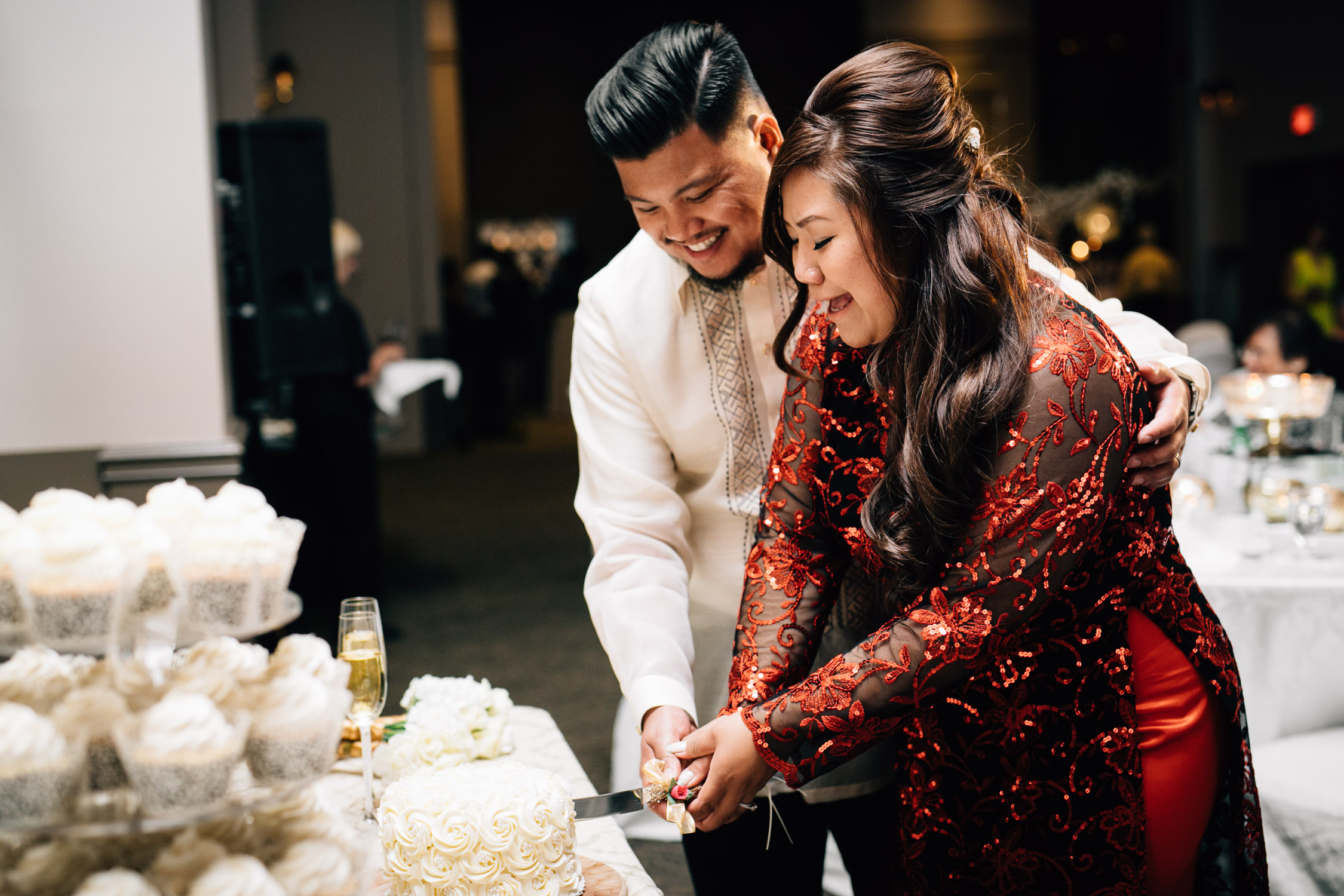 pitt meadows vietnamese filipino wedding at swaneset reception photography