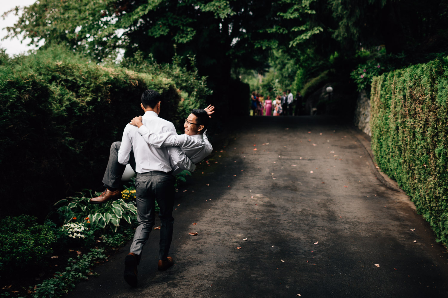 mission wedding photographer vietnamese catholic door games