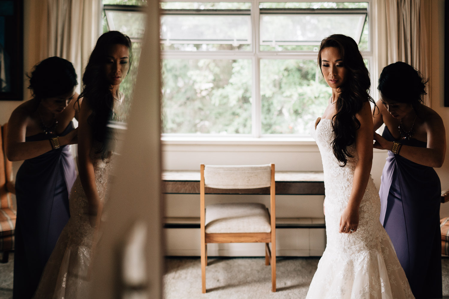 maple ridge wedding photographer bride getting ready