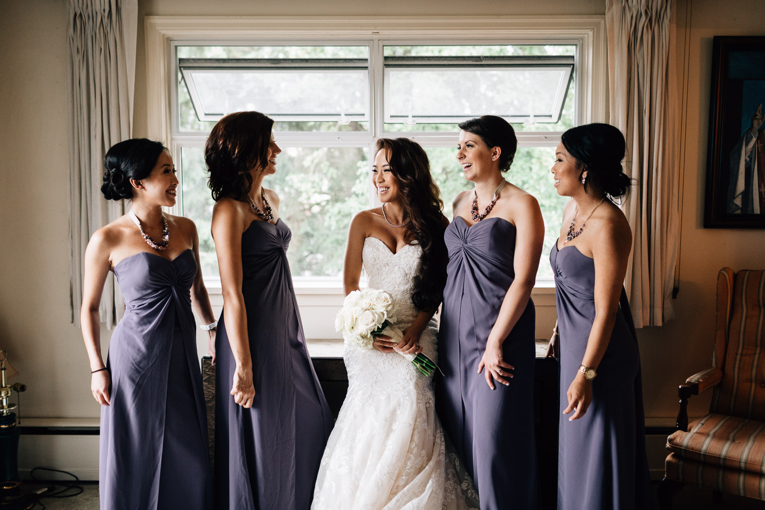 maple ridge wedding photographer bride getting ready