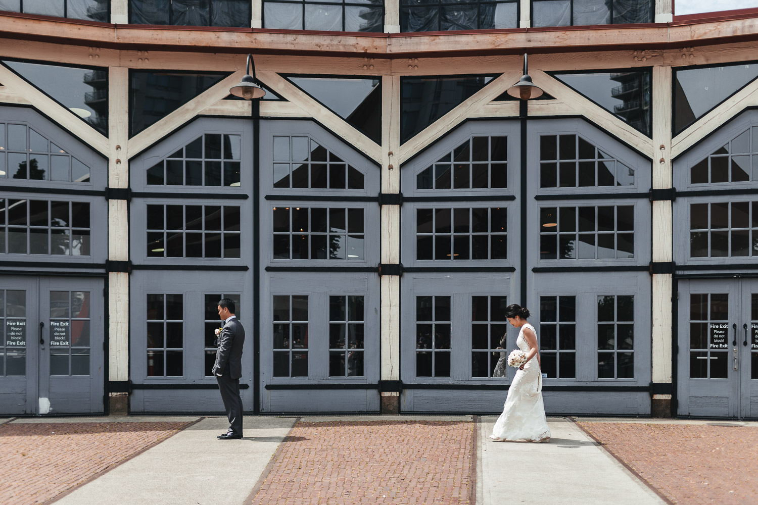 first look yaletown roundhouse vancouver bc wedding photography