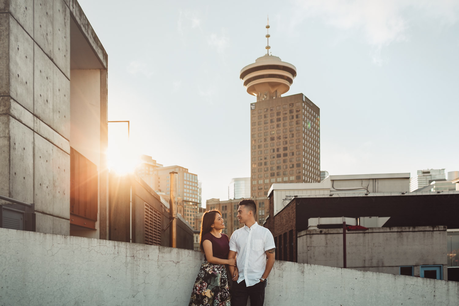 vancouver engagement photography in gastown 