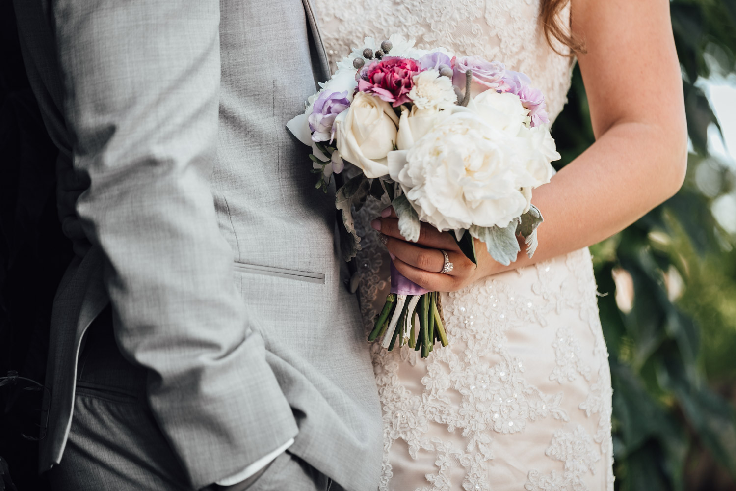 vancouver wedding photography bridal flowers