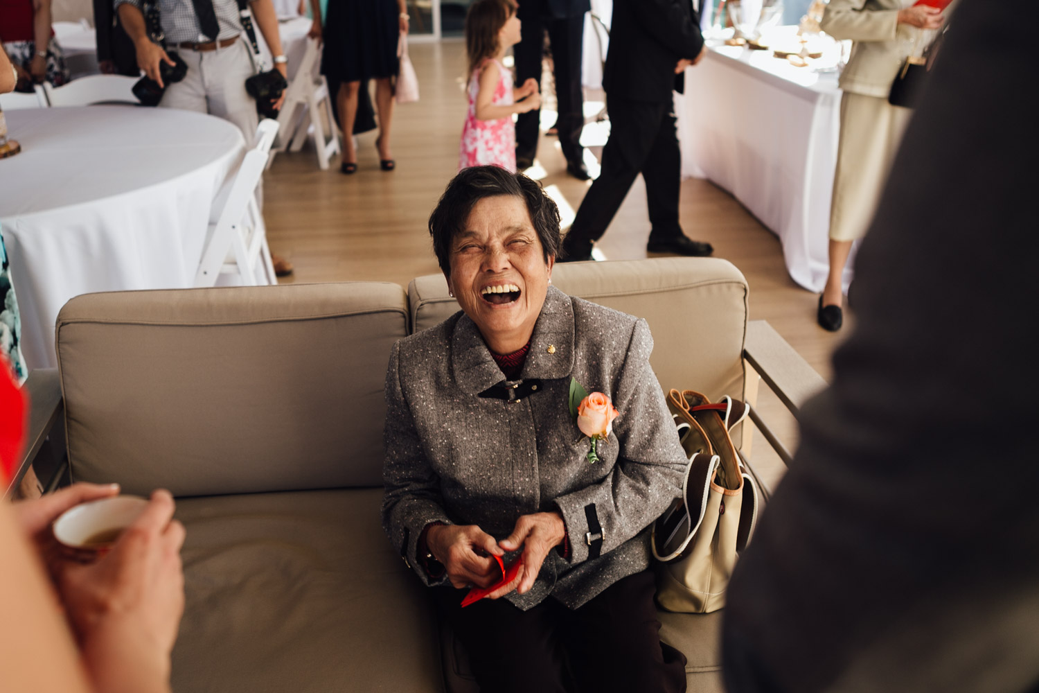 ubc boathouse wedding chinese tea cermeony photography