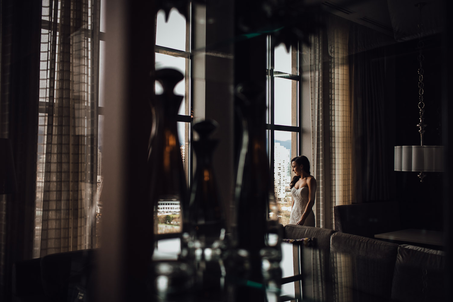 bride getting ready window reflection art vsco wedding photography burnaby