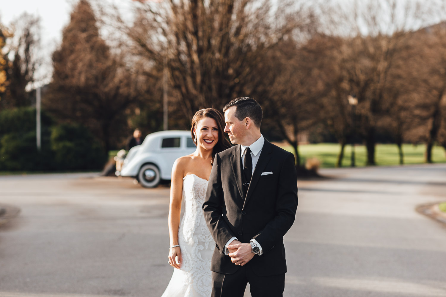 swaneset winter wedding first look at gates photography