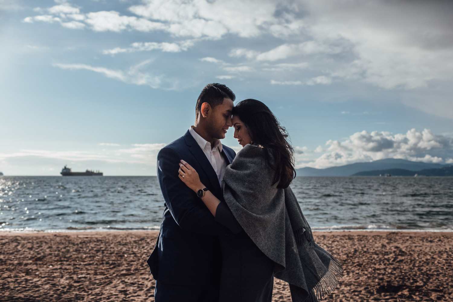 vancouver engagement photography in stanley park south east asian