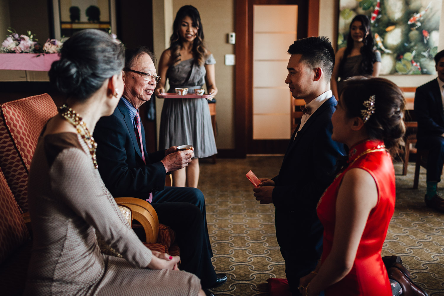 richmond wedding photographer chinese tea ceremony at river rock hotel