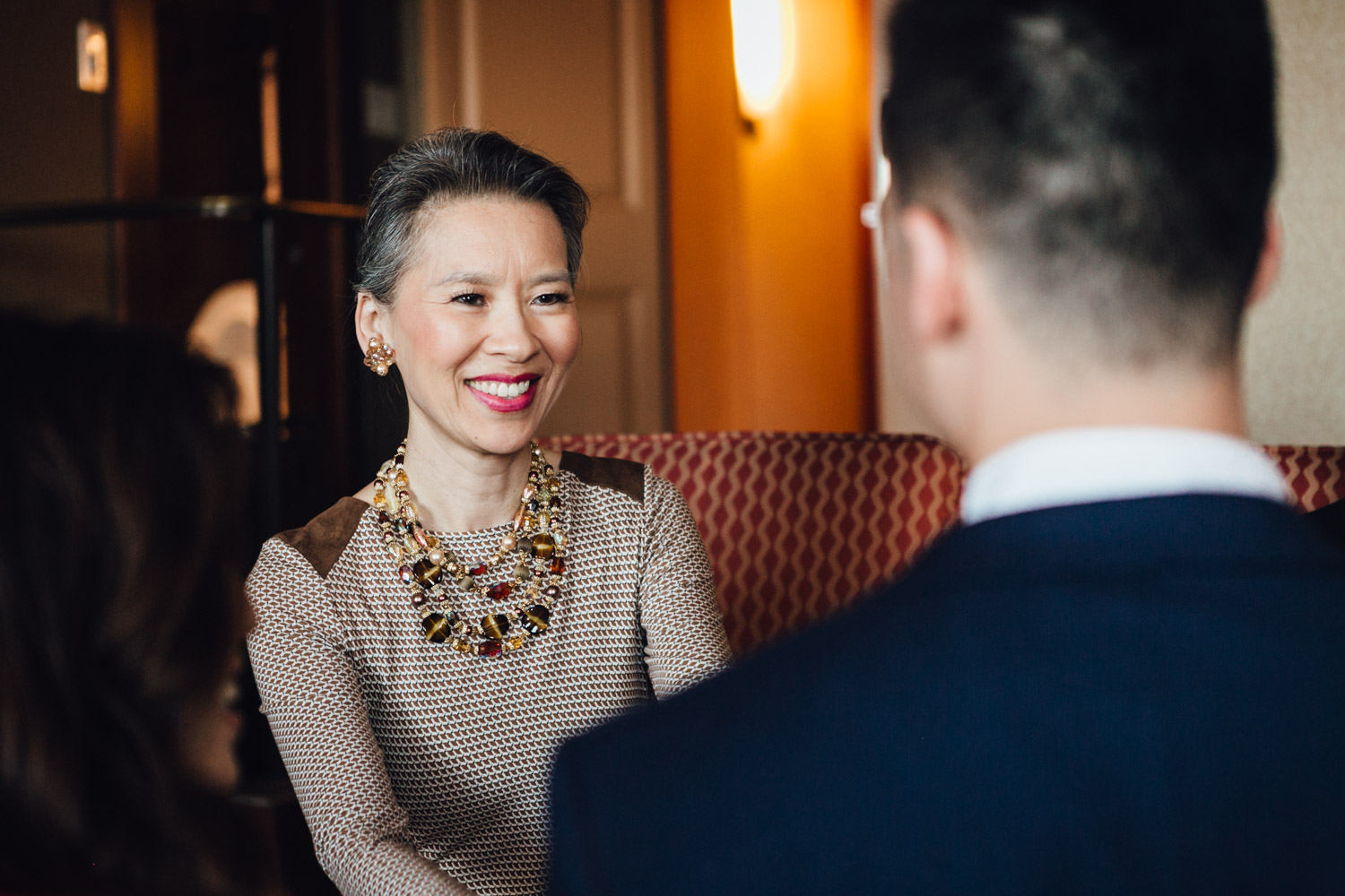 richmond wedding photographer chinese tea ceremony at river rock hotel