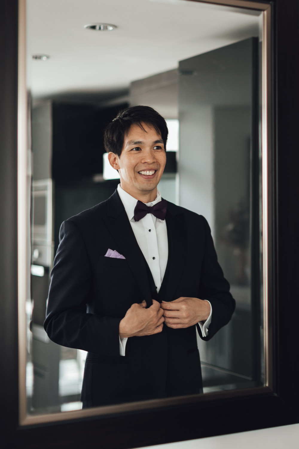 vancouver wedding photography yaletown groom getting ready
