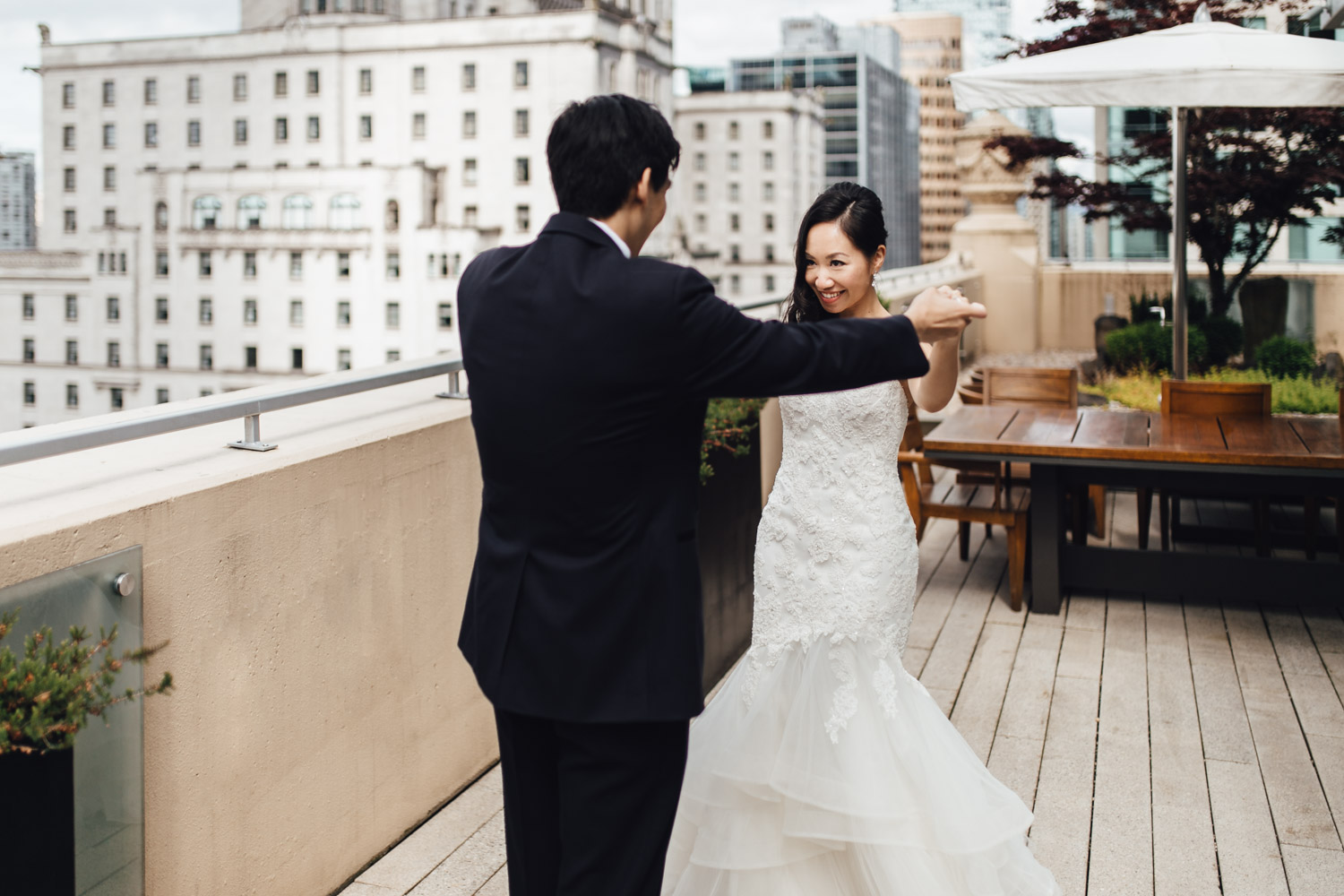 rosewood hotel georgia vancouver wedding photography