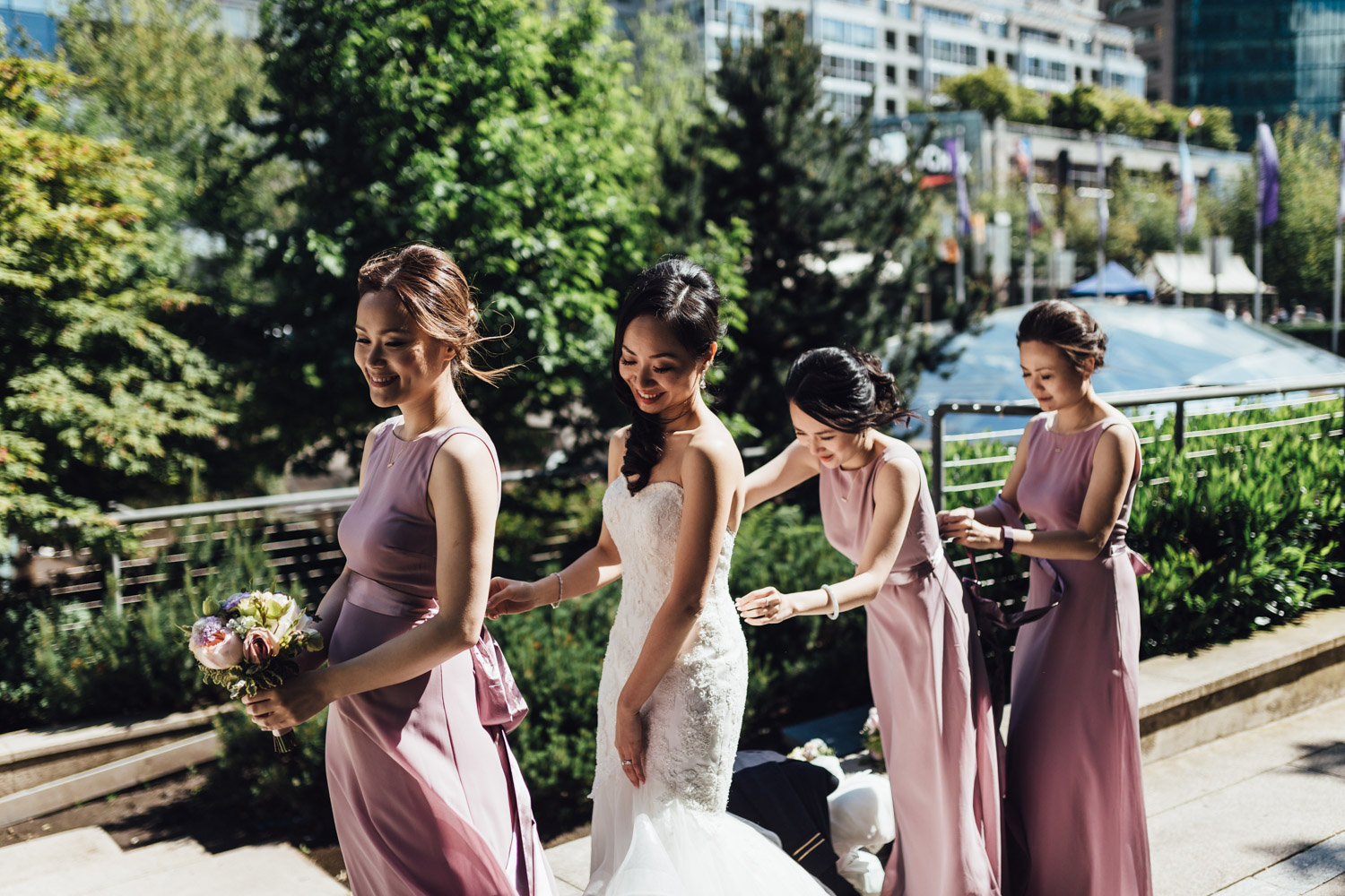 vancouver art gallery wedding photography bride groom portraits