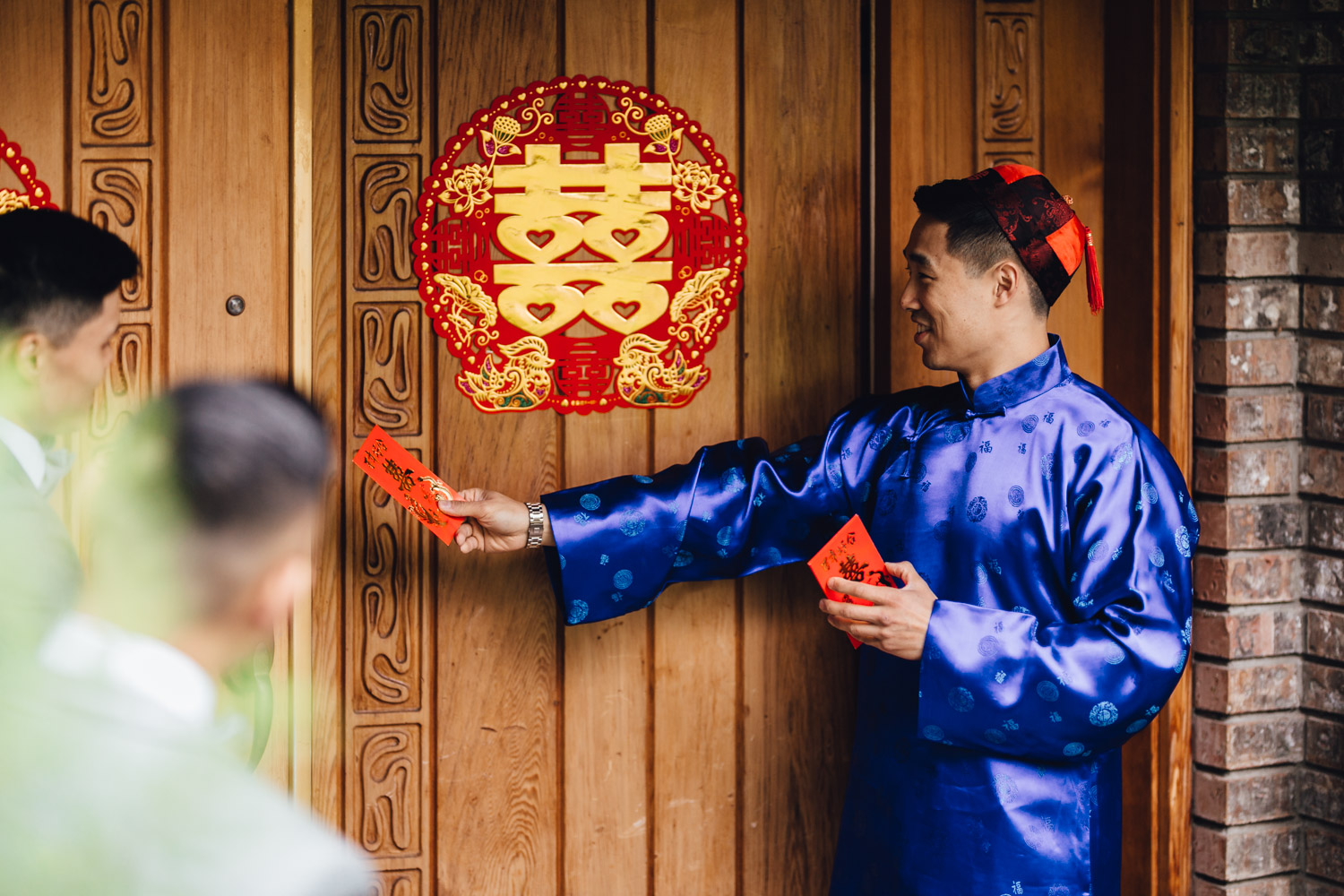 chinese door games tradition wedding photography in vancouver bc